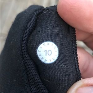 Lululemon size 10 sports bra